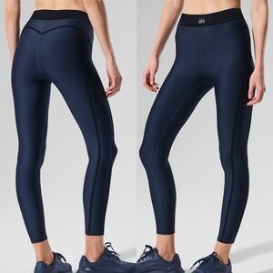 Alo Airlift Line Up Leggings